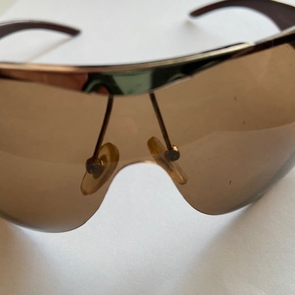 Christian Dior Women Sunglasses with a Gold rims Authentic main image 11